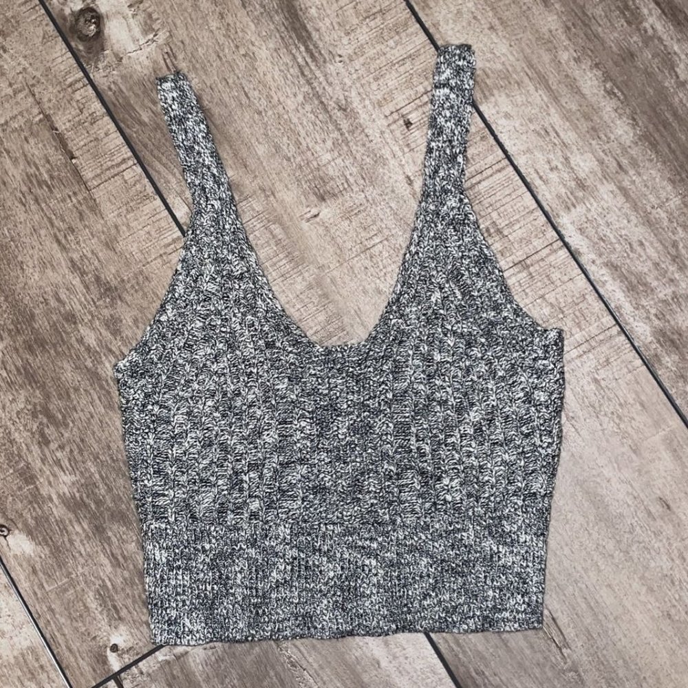 dry goods grey crop top